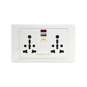 Twin Universal Socket with 1 USB